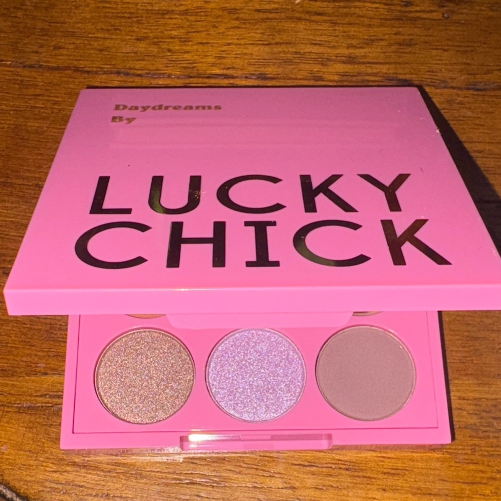 Lucky Chick Daydreams Eyeshadow Palette - Gold, Purple, Brown